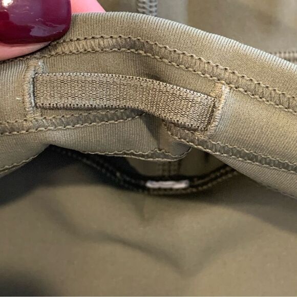 Lululemon Train Times 7/8 Pant (25" ) Dark Olive Size 2 - Picture 6 of 9